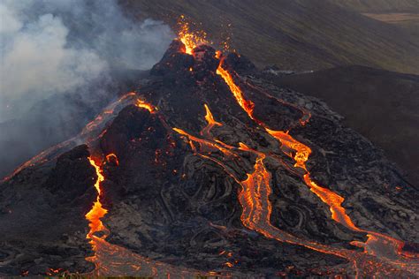 關於巴西的「阿爾瓦拉多山脈的火山爆發」與七世紀巴西的部落衝突和環境巨變